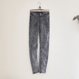 High waisted H&M jeans